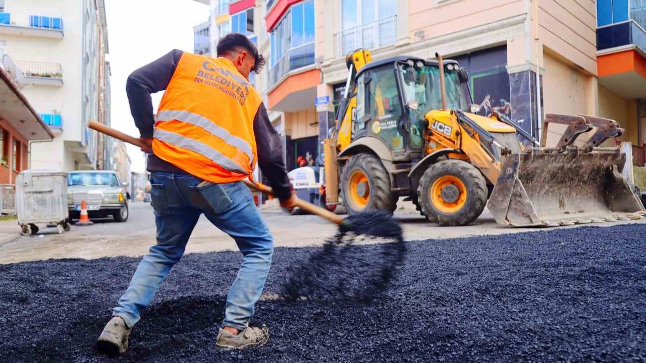 Başkan Sandıkçı: 'Ulaşım atağımızı hız kesmenden sürdürüyoruz'