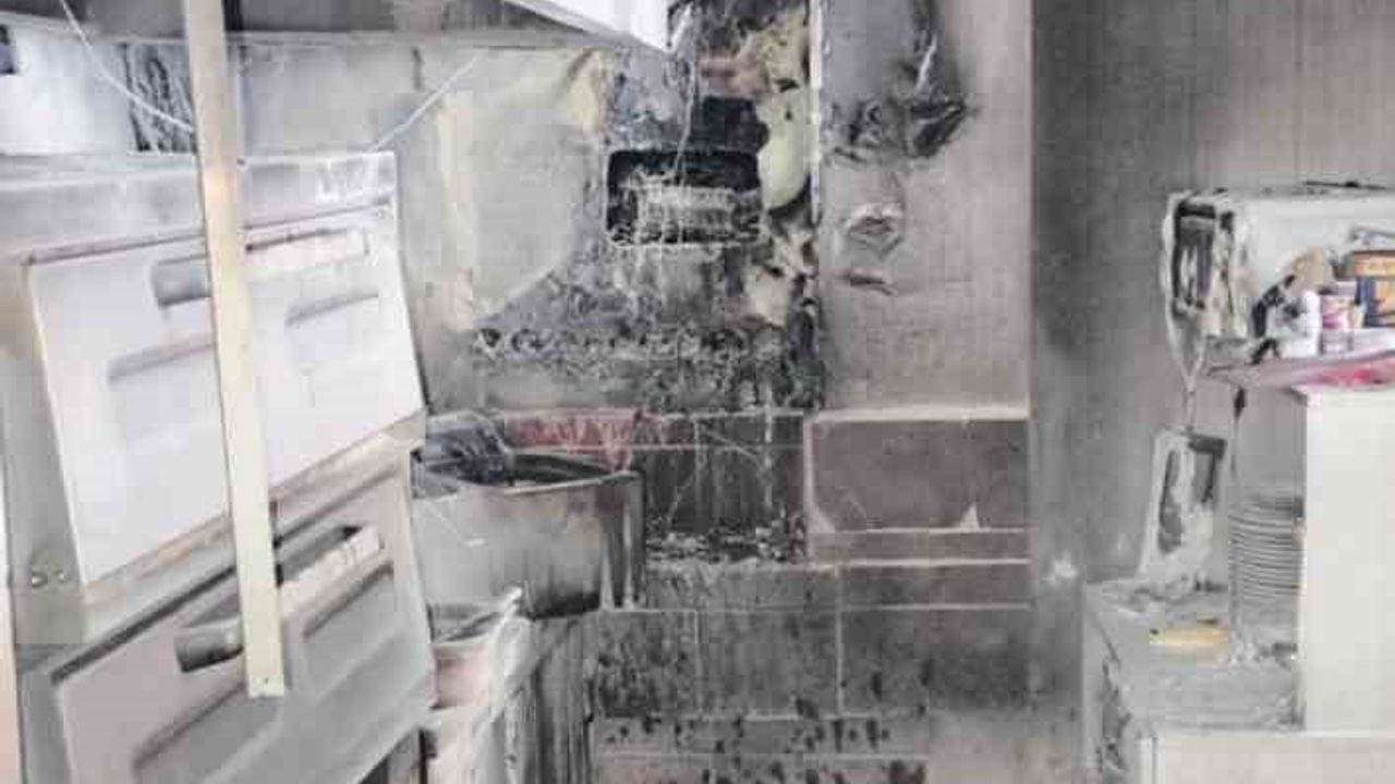 Bitlis'te bir iş yerinde yangın çıktı