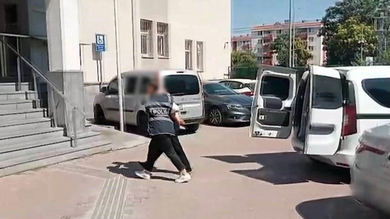 28 yıl kesinleşmiş cezası olan firari polisten kaçamadı