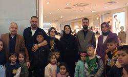 Kayserili İş İnsanı 363 Çocuğu Sevindirdi