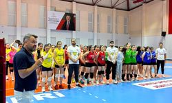 Kayseri'de Ömer Kesimci Voleybol Gelişim Ligi Final Maçlarıyla Sona Erdi
