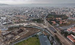 Başkan Büyükkılıç Kartal Katlı Kavşağı'nda son durumu yerinde inceledi: 'Burada yatıp, burada kalkacağız'