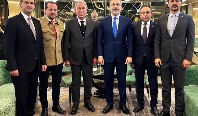 Paris’te Anlamlı Buluşma: Hakan Fidan ve Hulusi Akar’dan Gazze ve Türkiye–Fransa Mesajı