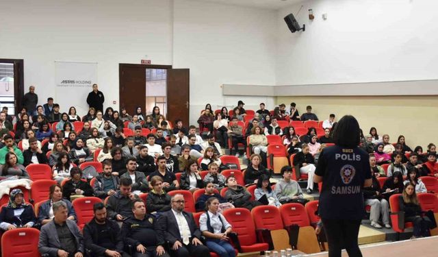 Üniversite öğrencileri uyuşturucuya karşı bilinçlendi