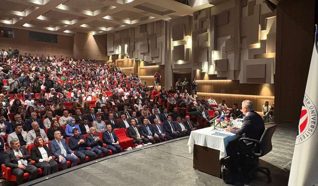 TBMM Milli Savunma Komisyonu Başkanı Hulusi Akar’dan Gaziantep’te mesaj: “Terörsüz Türkiye’yi mutlaka inşa edeceğiz”