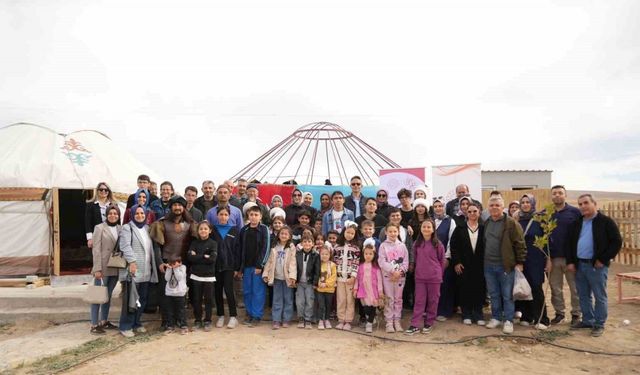 Altay köyünde "Ailem Okulum" projesiyle Kazak kültürü tanıtıldı