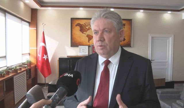 Cumhurbaşkanlığı Eğitim ve Öğretim Politikaları Kurulu Üyesi Akça'dan 'ara tatil' açıklaması