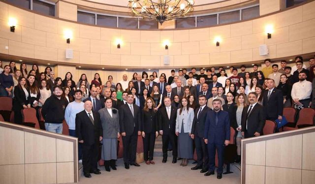 SOCAR Türkiye’nin öncülüğünde hazırlanan ’Project Finance’ kitabının tanıtımı gerçekleştirildi