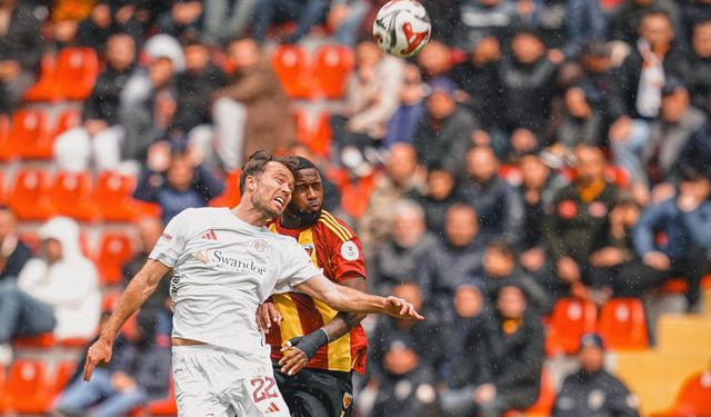 Kayserispor: 0 - Antalyaspor: 0 (İlk yarı)