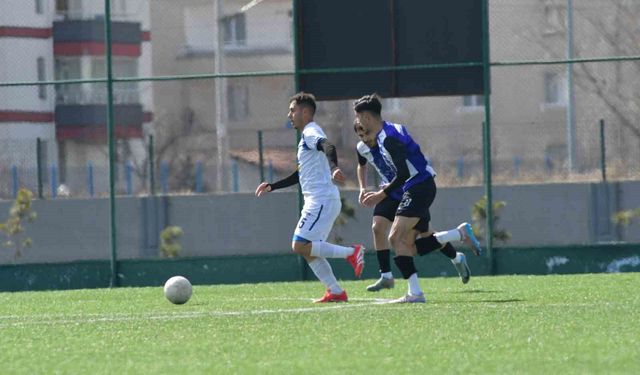 Hacılar Erciyesspor 3 puanı 3 golle aldı