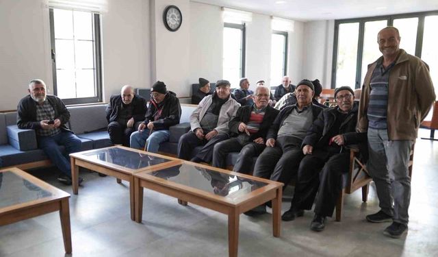 İkinci bahar evleri Ramazan ayında koca çınarlar için huzurun adresi oldu