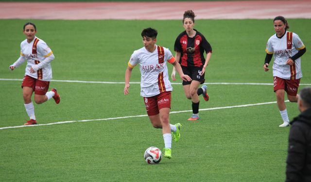 Kayseri Kadın FK, Kadınlar 1’inci Lig ikincisi oldu