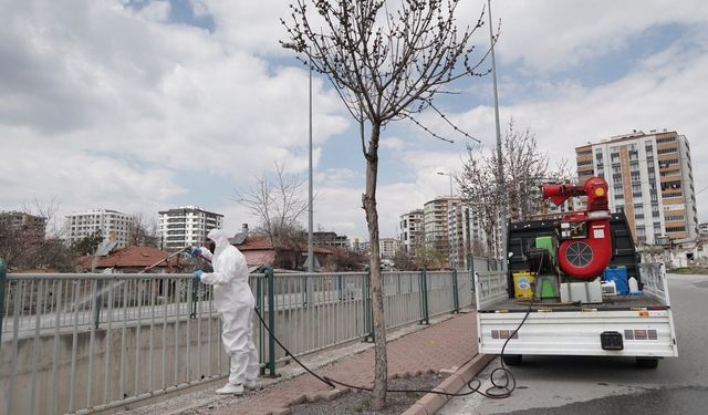 Melikgazi'de haşeresiz ve sivrisineksiz bir yaz için ilaçlama yapıldı