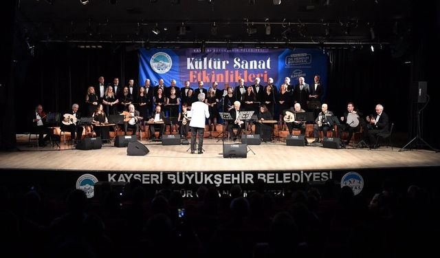 Türk Sanat Müziği konseri Kayserililerden büyük ilgi gördü