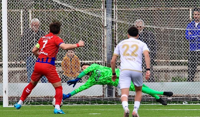 Kocasinan Şimşekspor evinde lidere farklı kaybetti