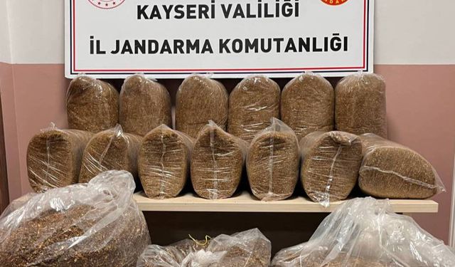 Yolcu otobüsünde 51 adet uyuşturucu hap ve 250 kilogram tütün yakalandı