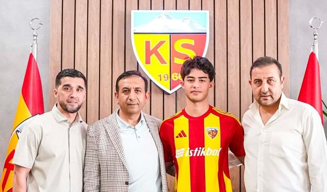Kayserispor, Kayra Cihan ile 3 yıllık sözleşme imzaladı