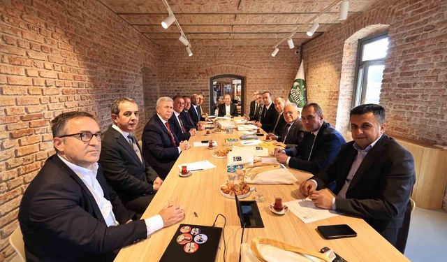Başkan Büyükkılıç İstanbul'da Şehir Araştırmaları Merkezi açılışına katıldı