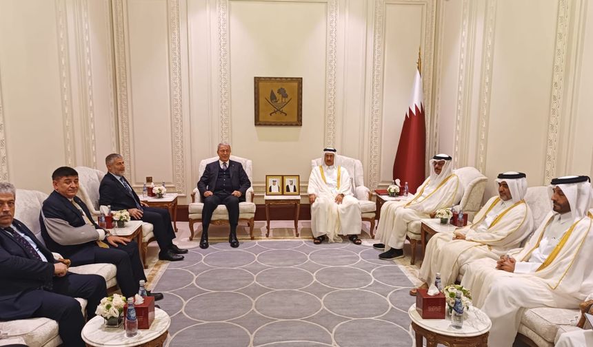 HULUSİ AKAR’DAN KATAR’DA ÜST DÜZEY TEMASLAR