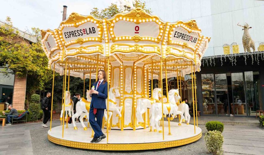 Espressolab'den Tommy Cash sürprizi