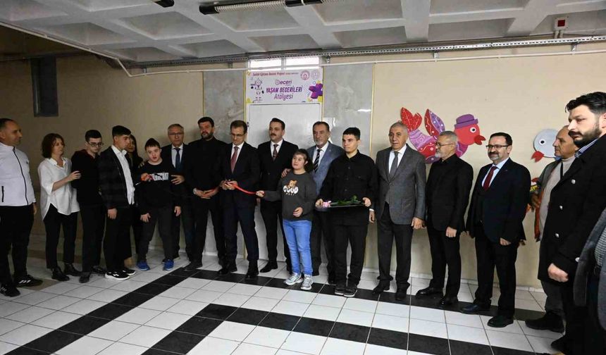 Salihli'de Yaşam Becerileri Atölyesi hizmete girdi