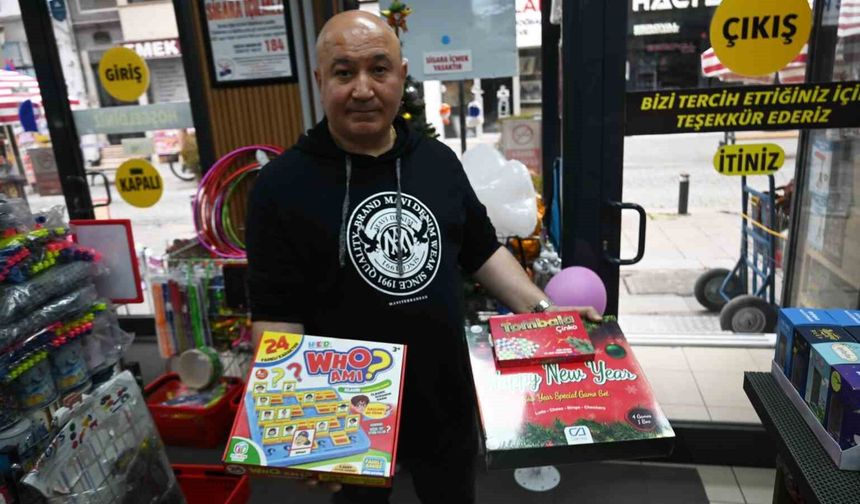 Yılbaşı öncesi hediyelik eşya ve süsleme talebi arttı