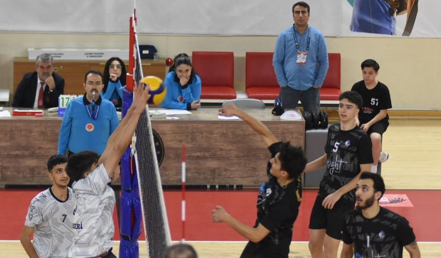 Kayseri Elit Voleybol- Ürgüp Gençlik Spor : 3-1