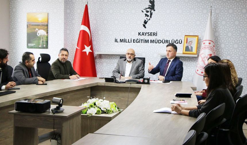 Milletvekili Cıngı, “Gençlerimizi iyi birer teknik personel olarak yetiştirerek, ülkemiz sanayisine hazırlayacağız”