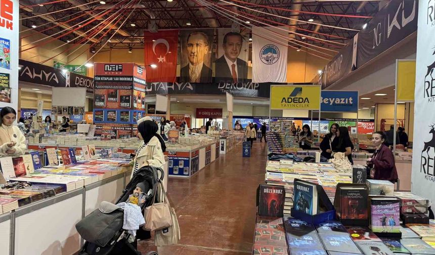 8. Kayseri Kitap Fuarı kapılarını ziyaretçilerine açtı