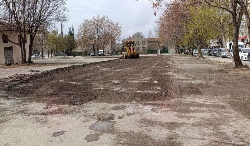 Başkan Çolakbayrakdar: 'Her sokağa konfor, her mahalleye değişim getiriyoruz'