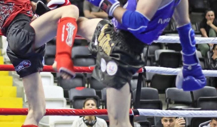 Muaythai Türkiye Şampiyonası'nda kürsüye Kayseri ambargosu