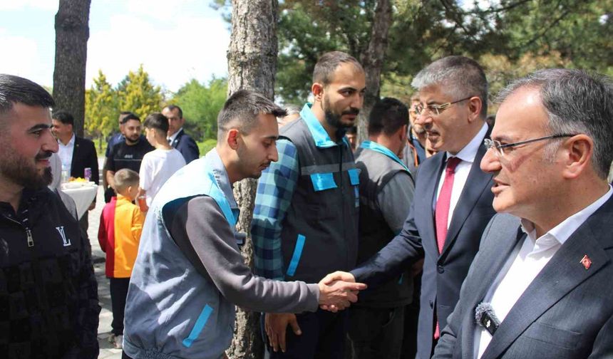 Hacılar'da bayramlaşma programı düzenlendi