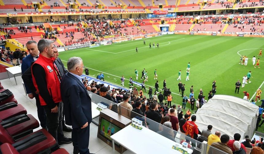 Kayserispor Onursal Başkanı Büyükkılıç: 'Kayserispor bu şehrin değeridir'