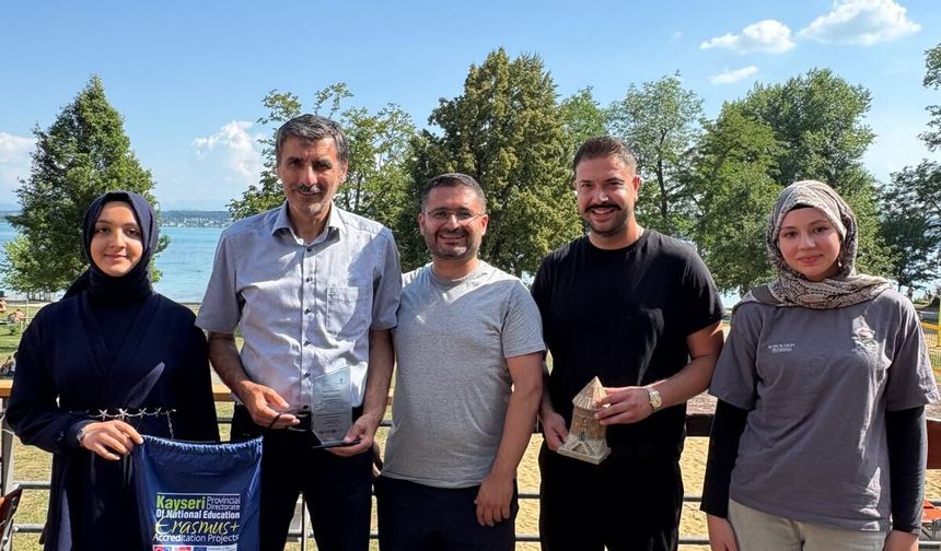 Kayserili Öğrenciler Erasmus+ ile Avrupa Mutfağını Yerinde Öğreniyor