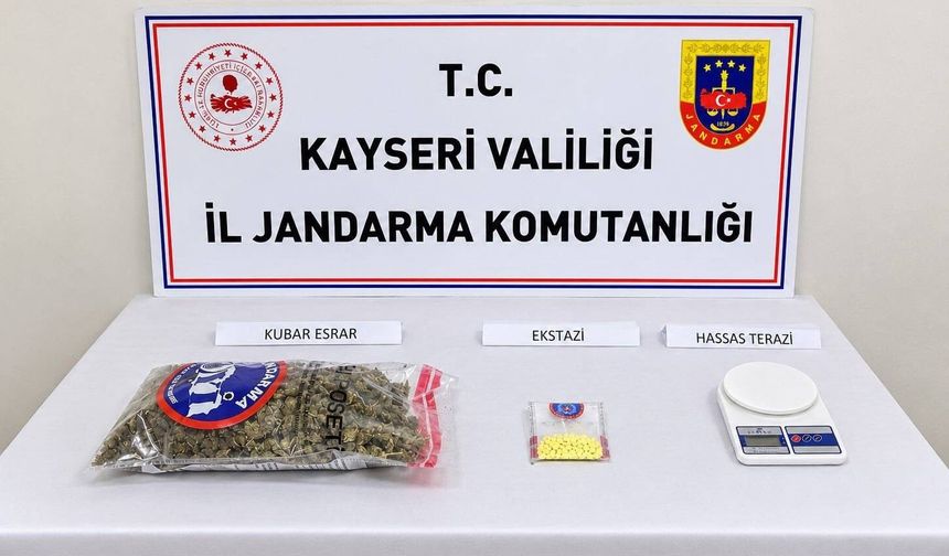 Kayseri'de 1 kilo uyuşturucu ele geçirildi