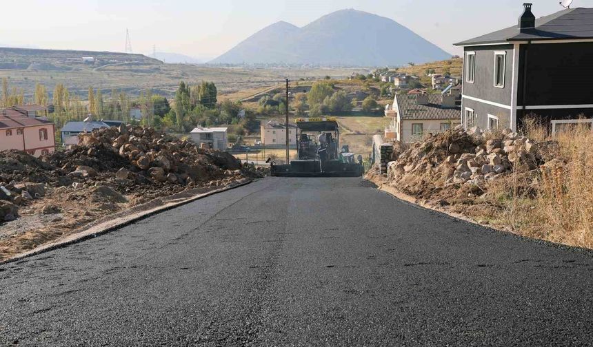 Talas'ın kırsalında asfalt atağı