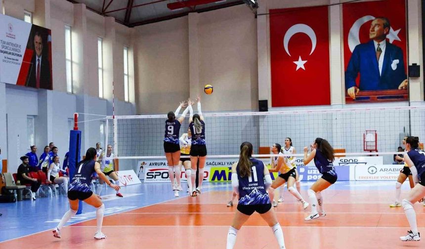 TVF Kadınlar 2. Lig 15. Grup: Kayseri Atletikspor: 3 - Kayseri Cimnastik Spor: 0