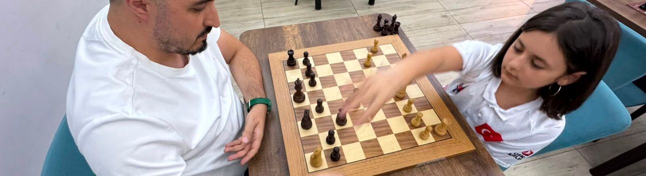 Satrançta Avrupa ikincisi Ada Zeynep, yeni başarı için hazırlanıyor
